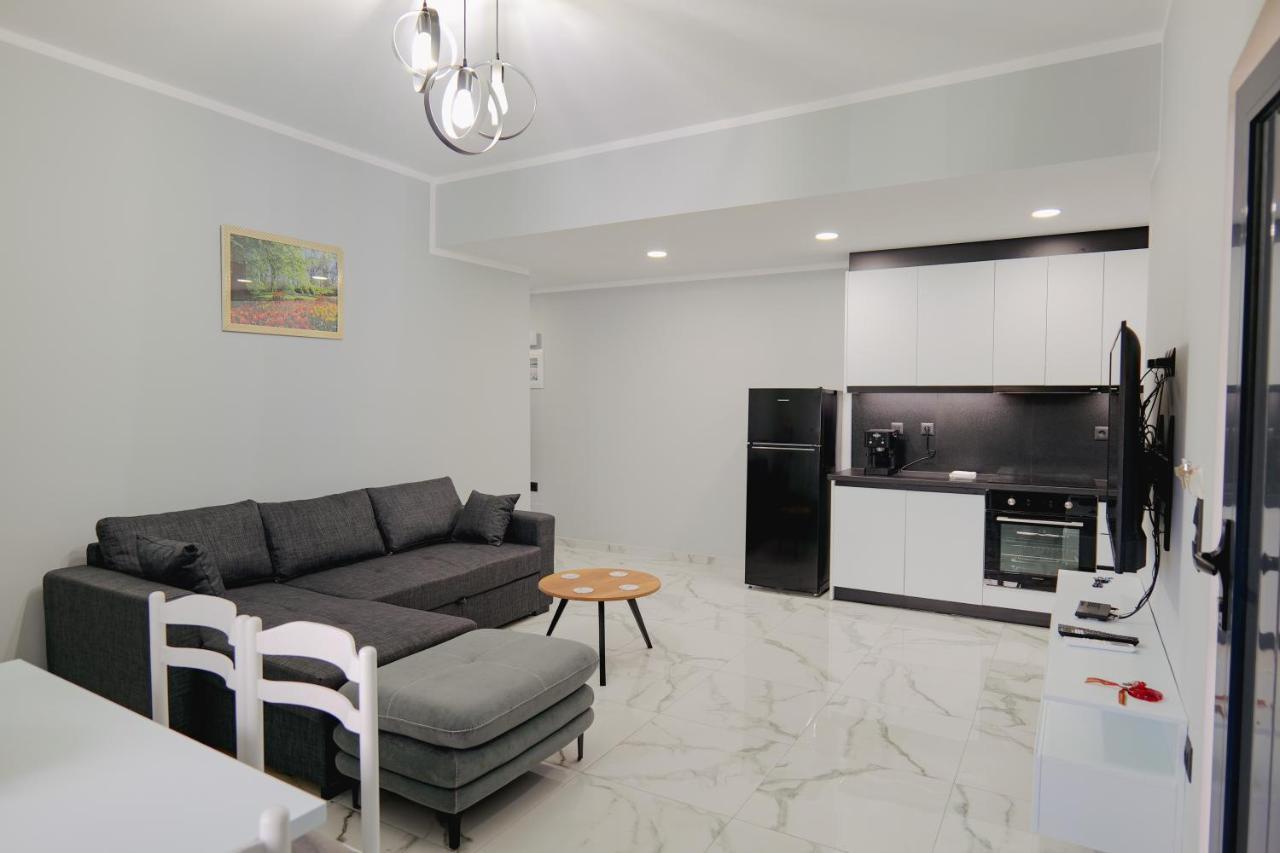 Iphigenia Luxury Flat Apartment Sarande Exterior photo