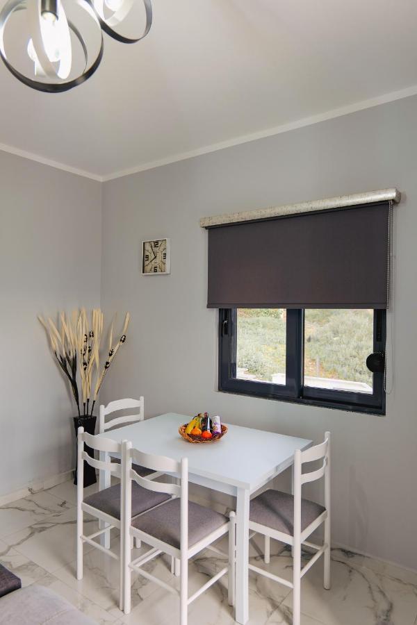 Iphigenia Luxury Flat Apartment Sarande Exterior photo